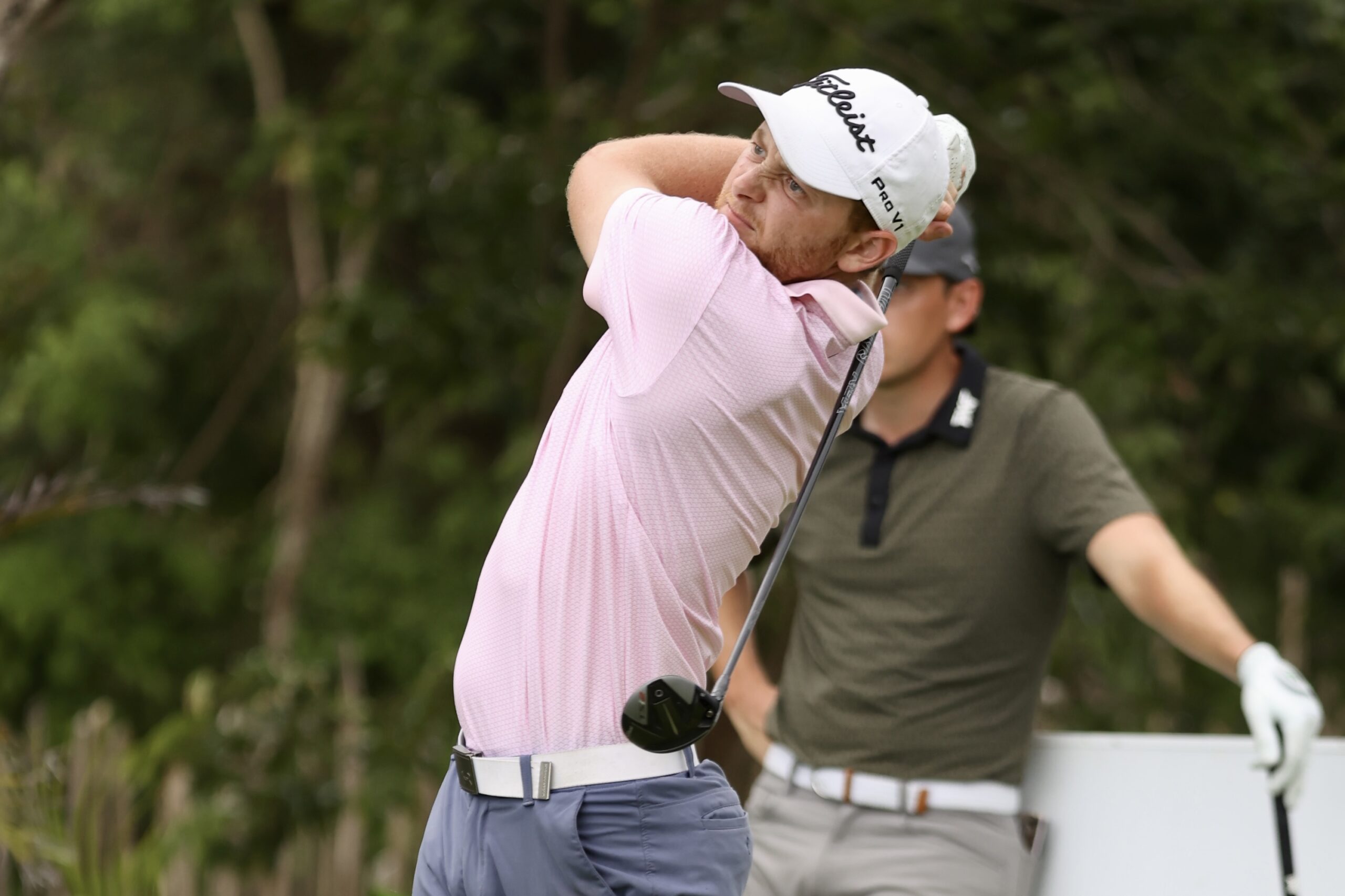 Josh Radcliff, líder de la etapa Final de la Gira de Golf Profesional