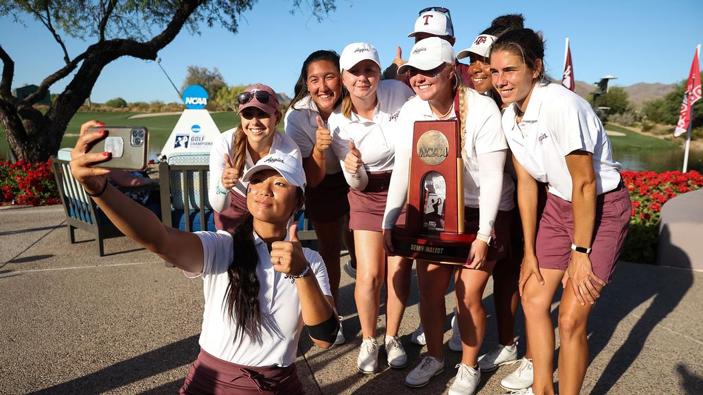 Conoce a la coach mexicana en el nivel más alto del golf colegial