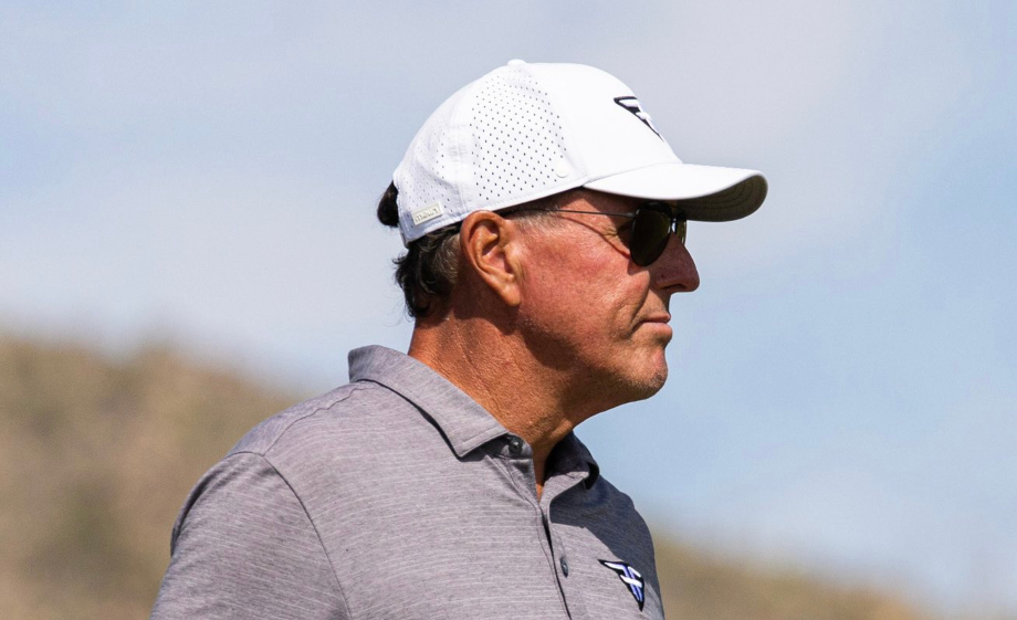 Phil Mickelson se lanza sobre el PGA Tour y USGA