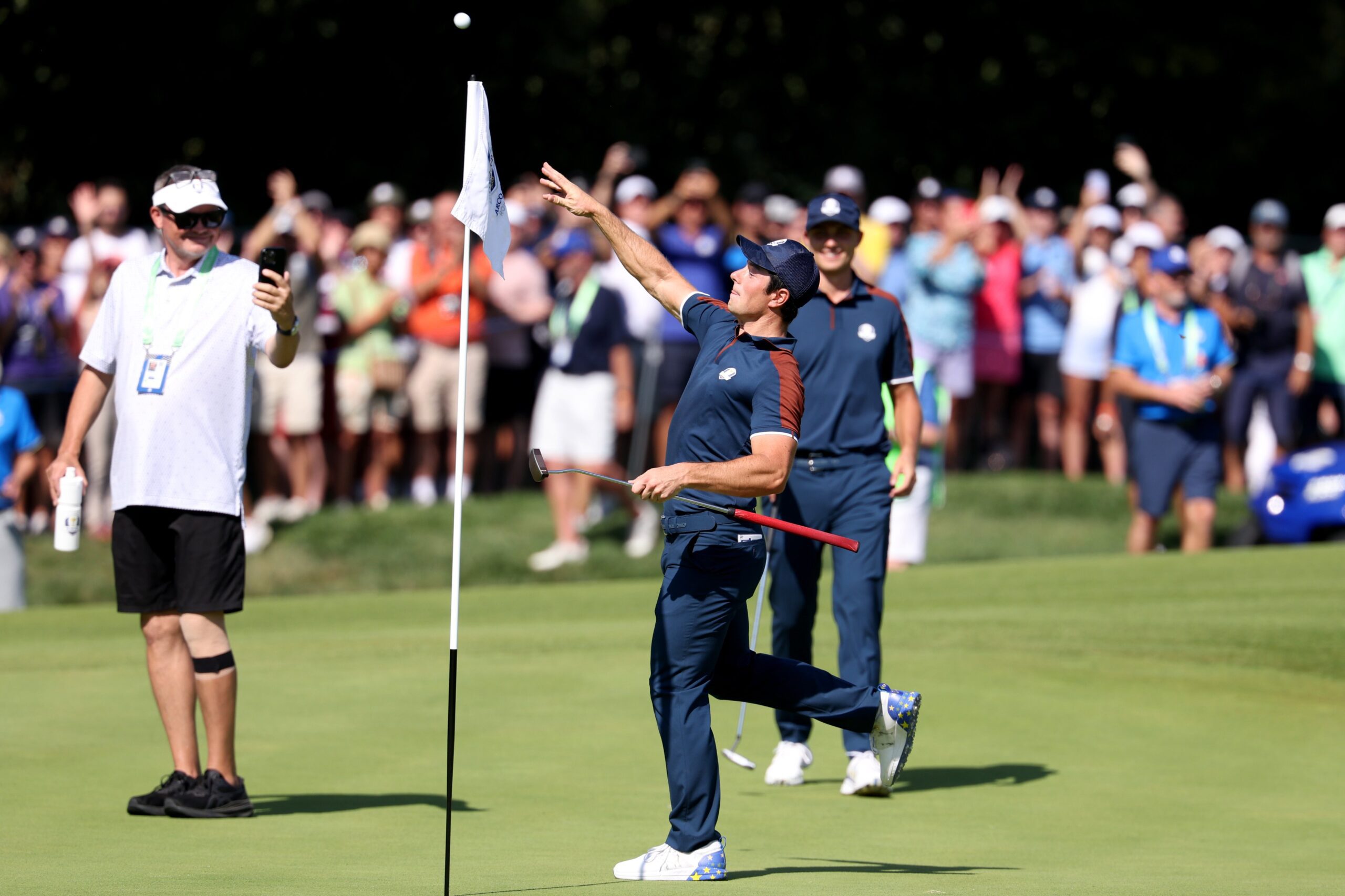 #VIDEO Hole-In-One de Viktor Hovland, ¡EN UN PAR 4!