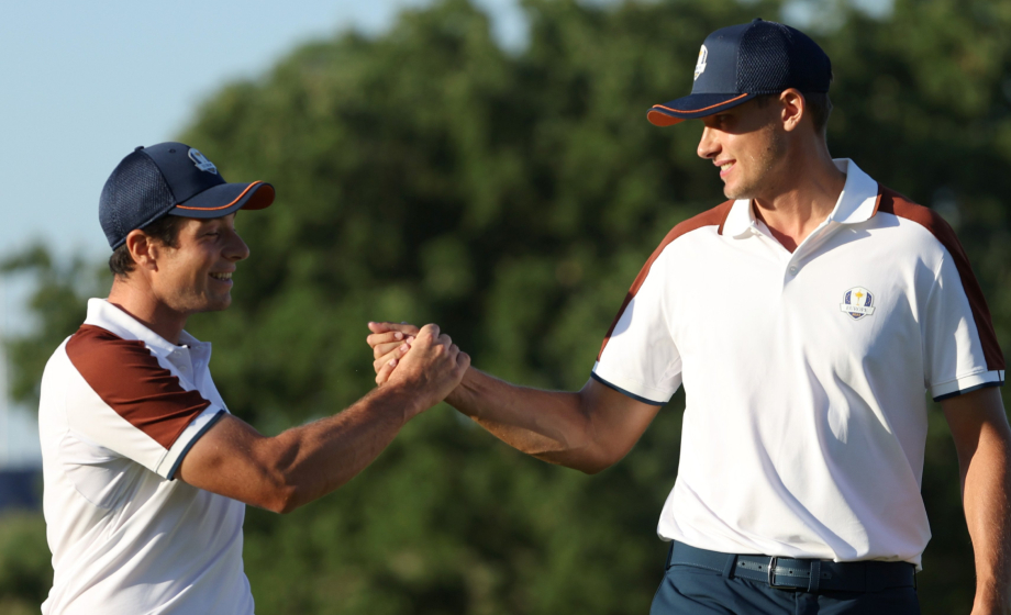 Paliza histórica en la Ryder Cup; Europa mantiene ventaja