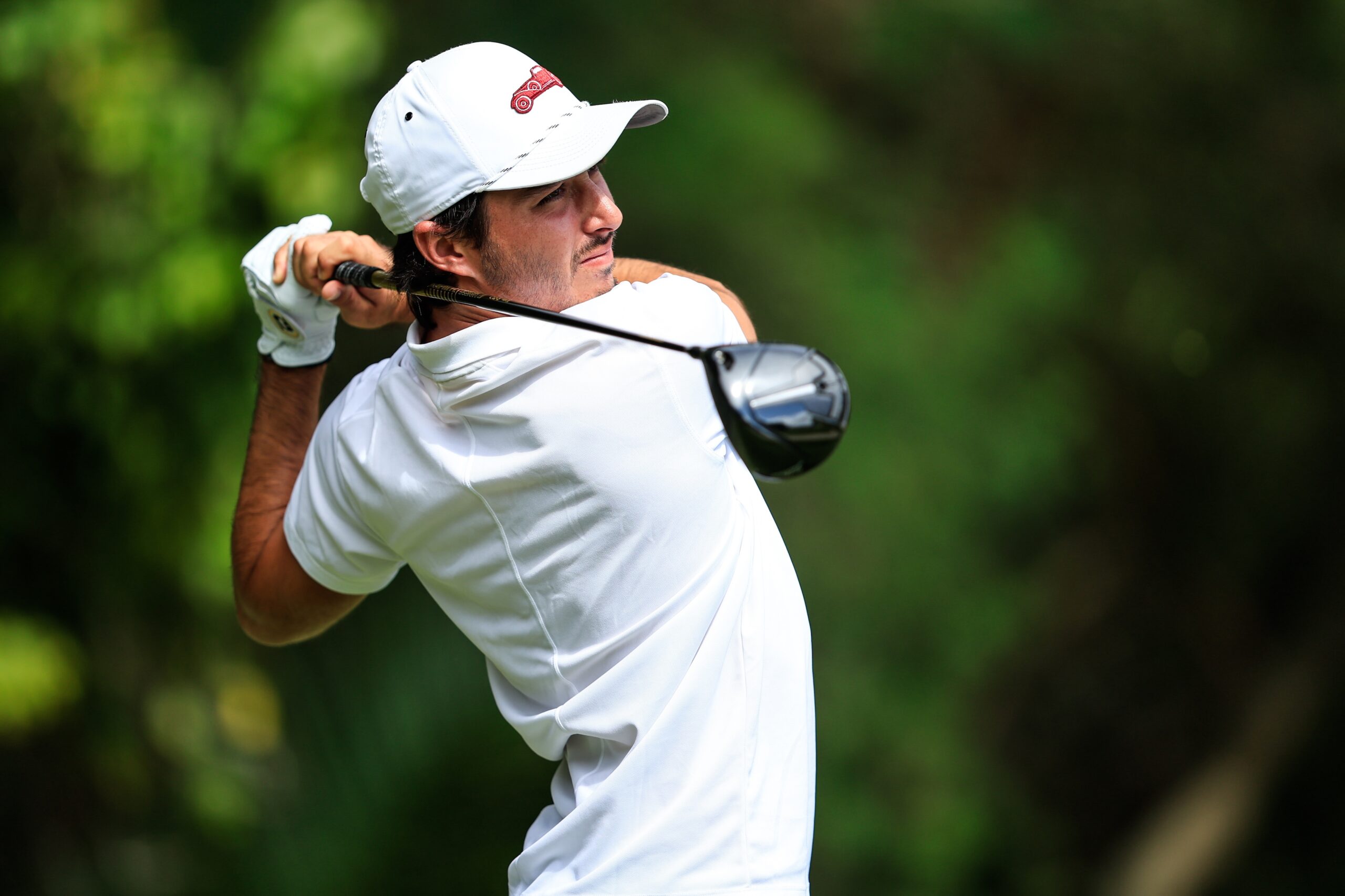 Federico Gutiérrez se mantiene al frente del Jaguar Golf Open
