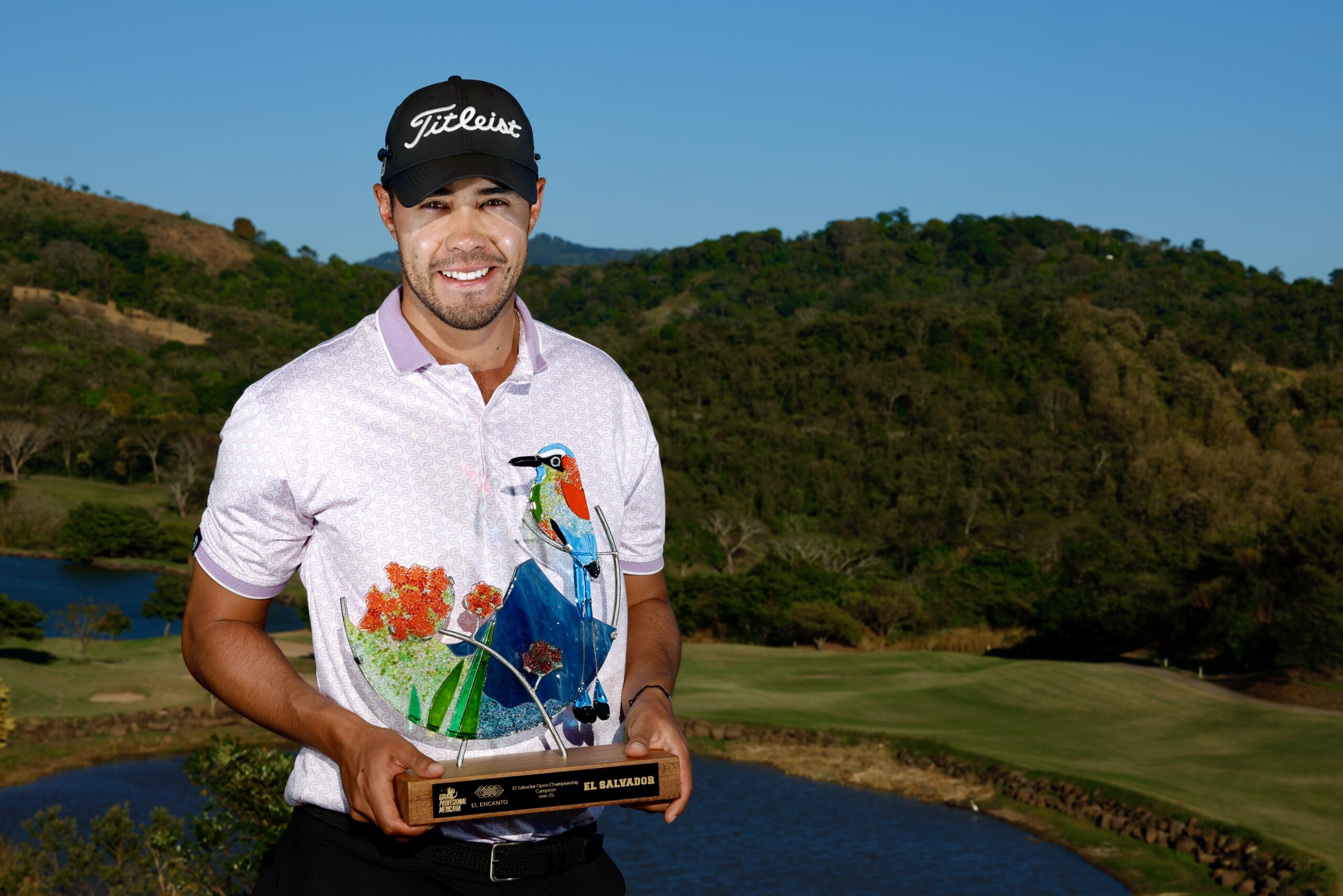 Colombiano se proclama campeón en El Salvador Open