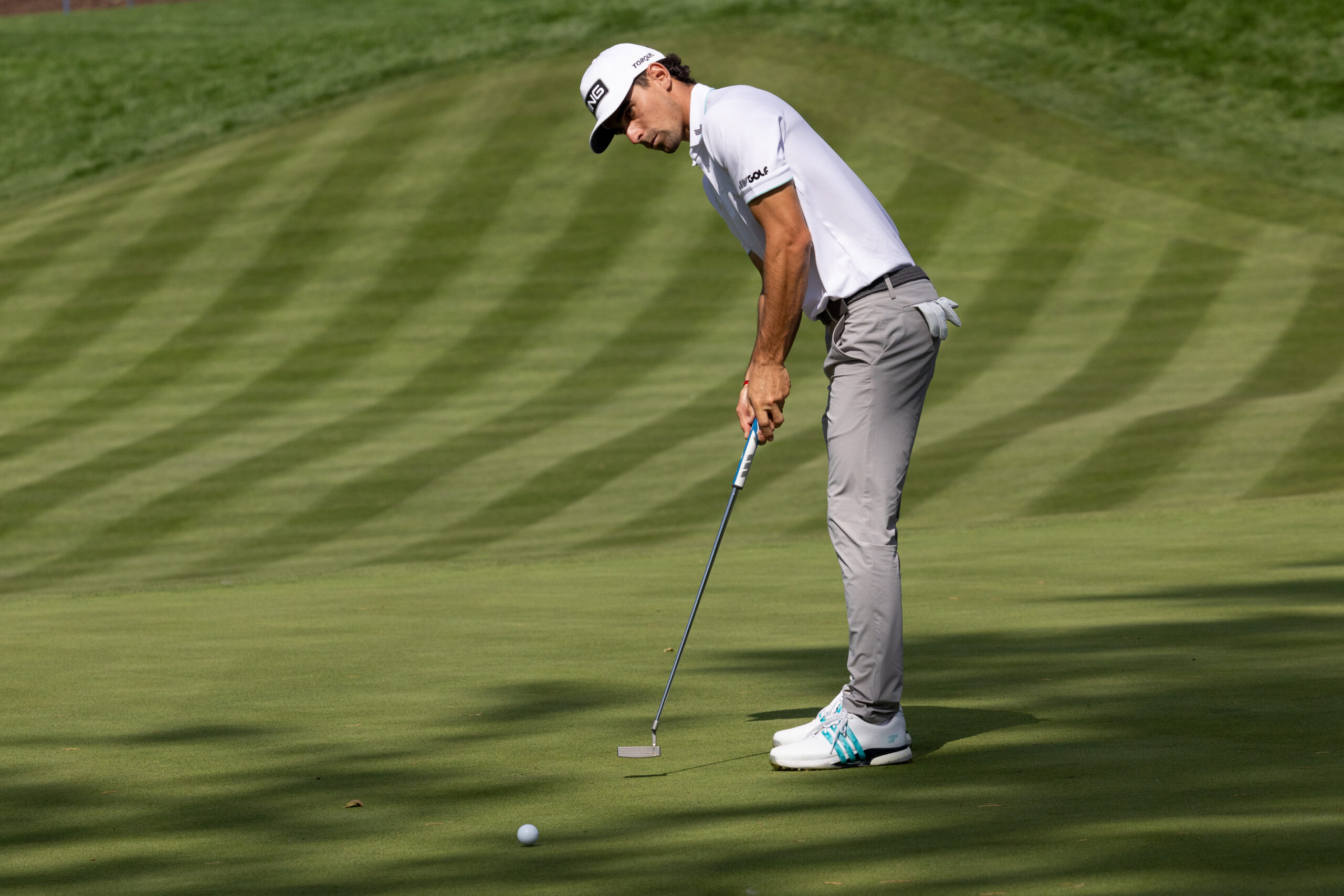 Renuncia entrenador de Carlos Ortiz y Joaquín Niemann