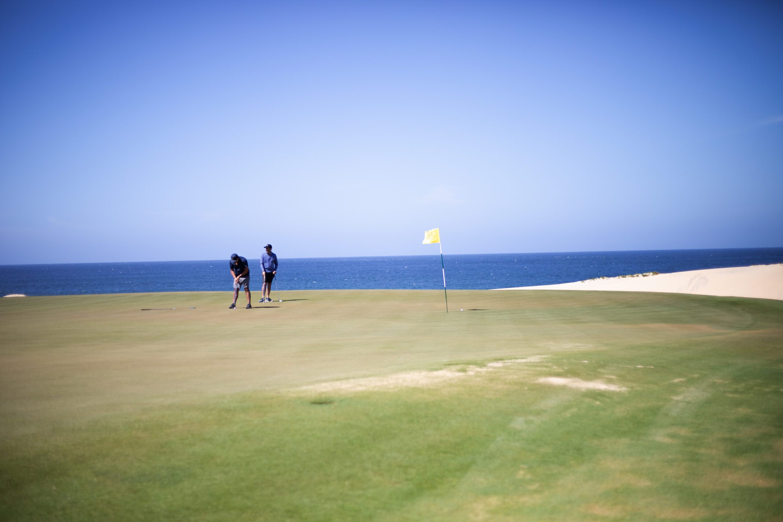 Lo que nadie te cuenta sobre jugar golf en Los Cabos en invierno