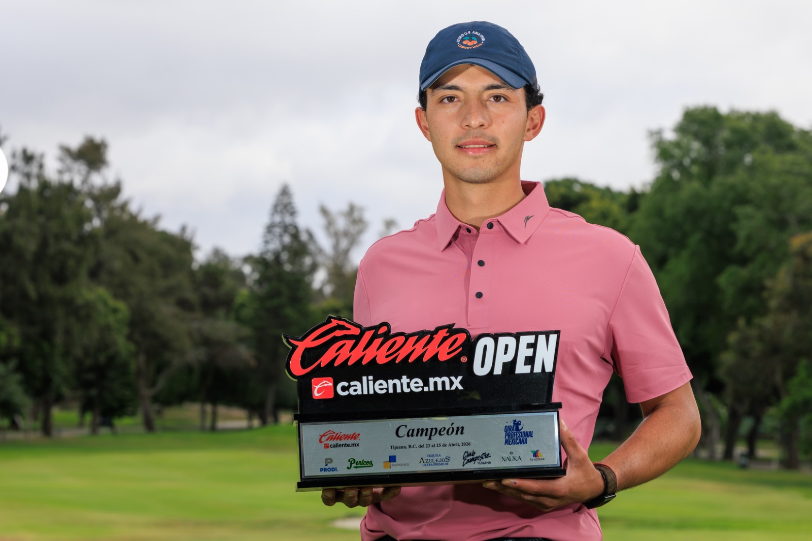 José Cristóbal Islas es campeón del Caliente.mx Open
