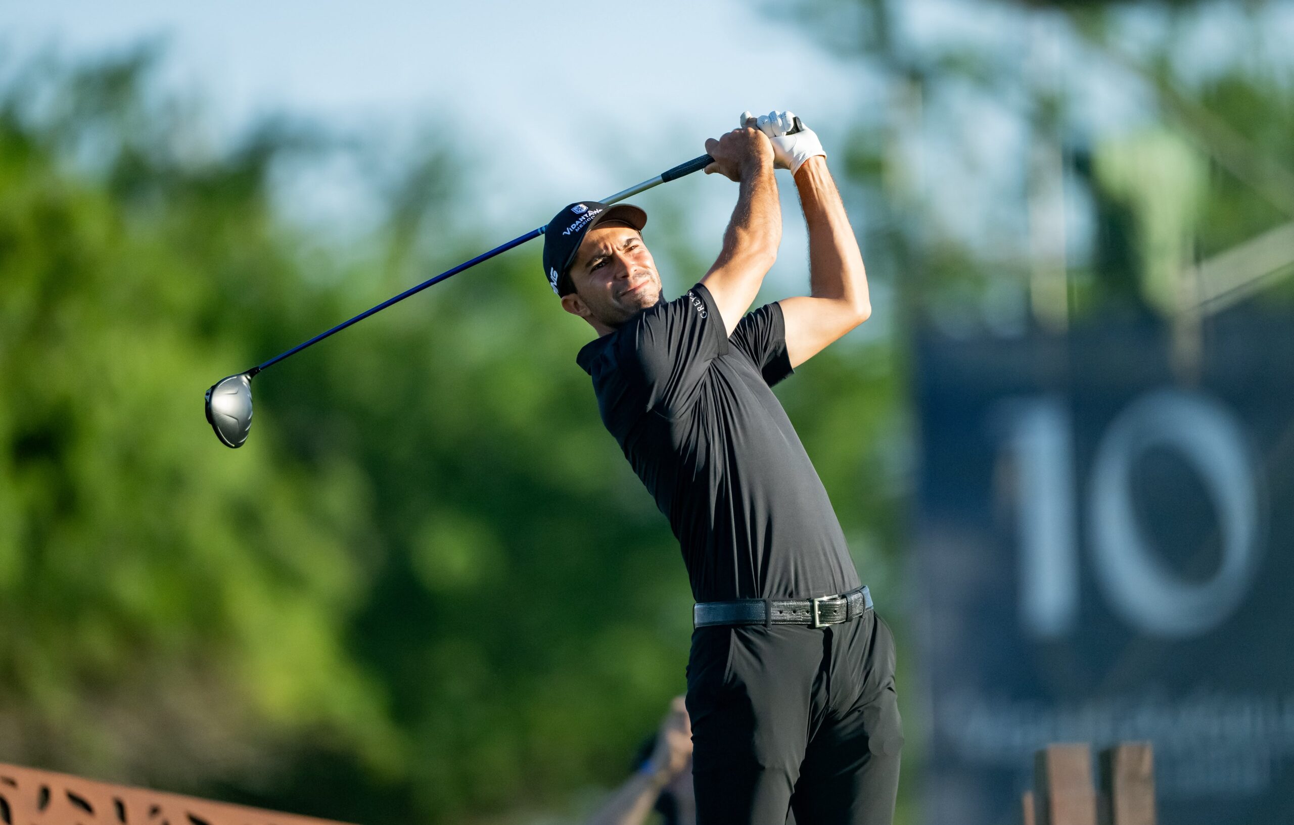 Álvaro Ortiz se mantiene en disputa en el Mexico Open